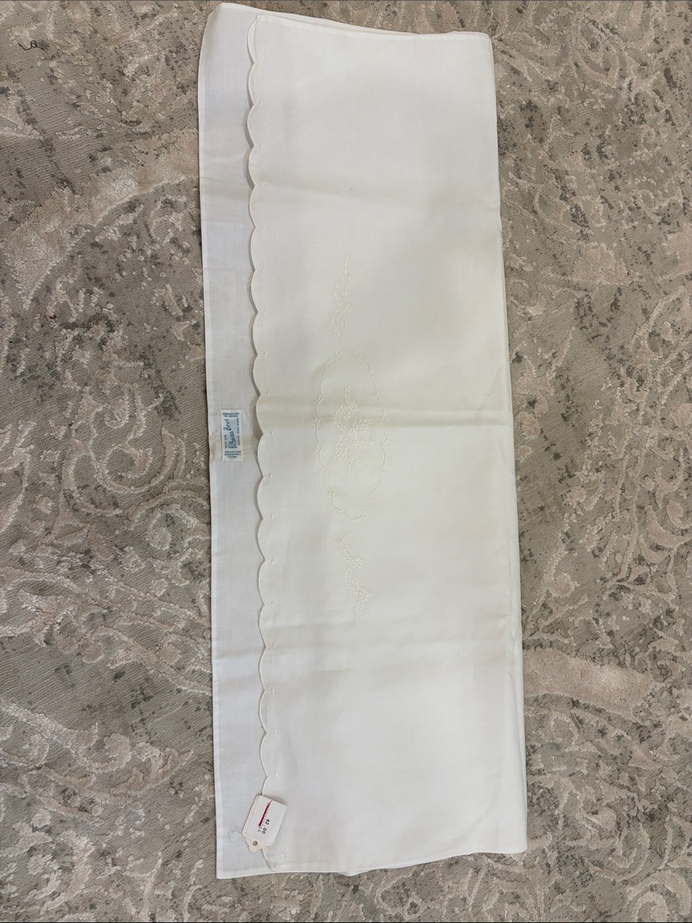 White Baby/Kids Scalloped Hem Bottom